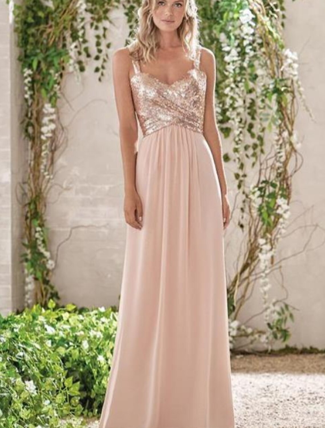 Wholesale A-Line Bridesmaid Dress V Neck Sleeveless Elegant Floor Length Chiffon / Sequined with Pleats